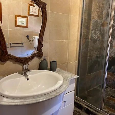 Casa Da Carolina * Lousa (Coimbra)