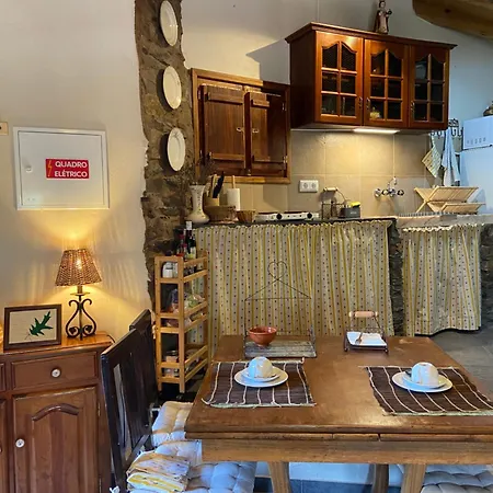 Casa Da Carolina Holiday home Lousa (Central Portugal)