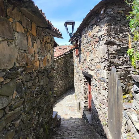 Casa Da Carolina Lousa (Coimbra)
